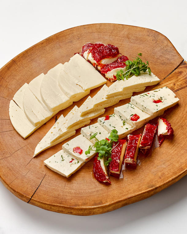 Плато домашних сыров